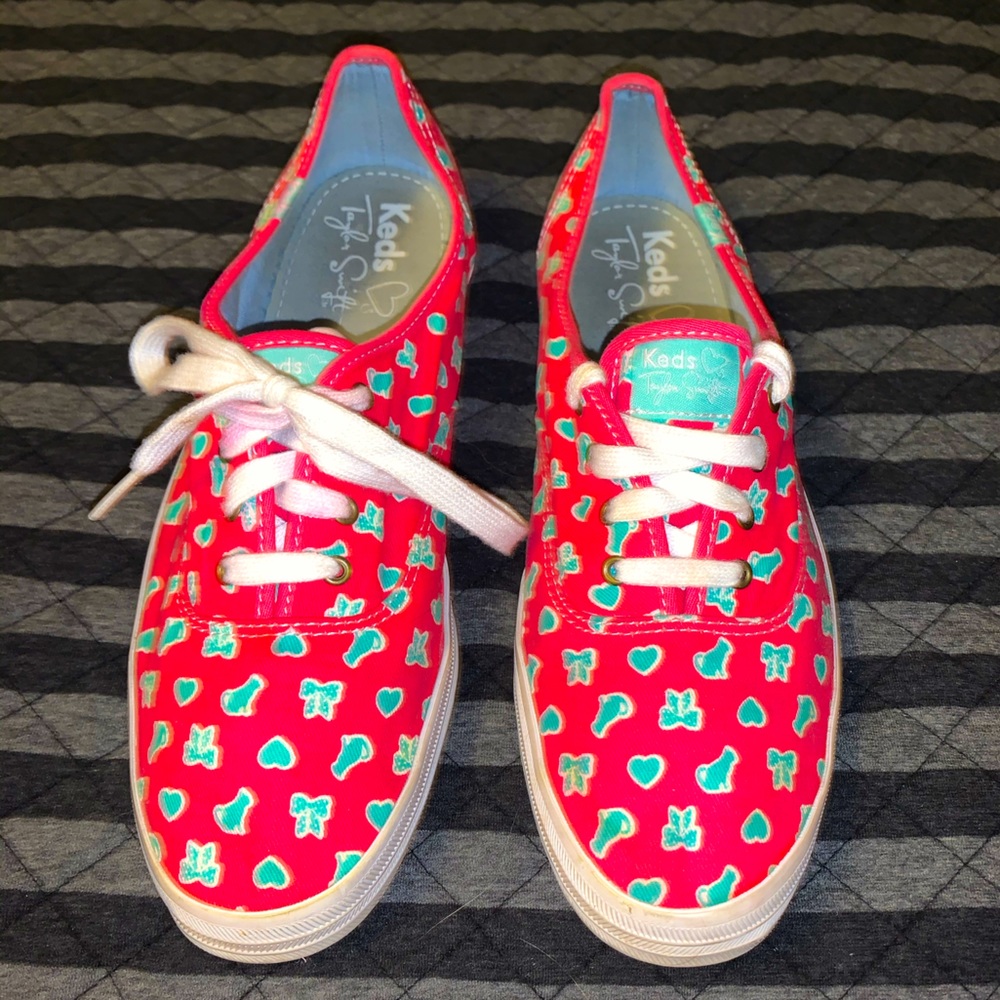 KEDS-Taylor Swift (women’s 9.5)